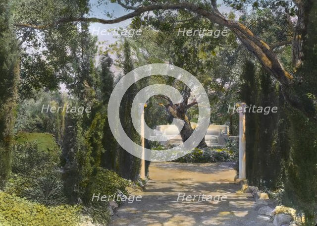 "Arcady," George Owen Knapp house, Sycamore Canyon Road, Montecito, California, 1917. Creator: Frances Benjamin Johnston.