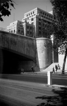 Waterloo Bridge, London, c1945-c1965. Artist: SW Rawlings