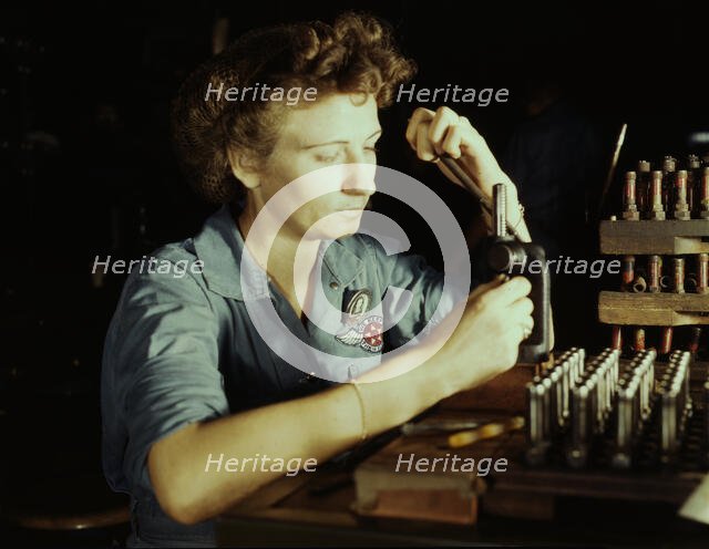 Mrs. Doris Duke, who is 26 and a mother of one child, Corpus Christi, Texas, 1942. Creator: Howard Hollem.
