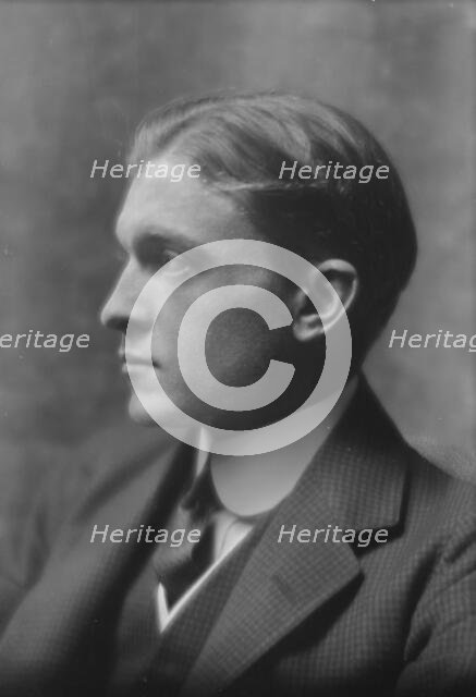 Gillmore, Mr., portrait photograph, 1915 June 7. Creator: Arnold Genthe.
