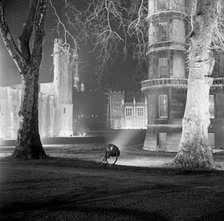 Temple Gardens, City of London, c1945-c1980. Artist: Eric de Maré.