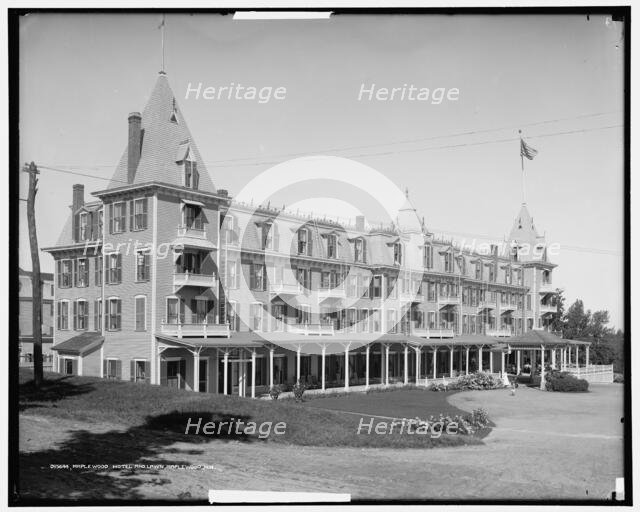 Maplewood Hotel i.e. House and lawn, Maplewood, N.H., between 1900 and 1915. Creator: Unknown.