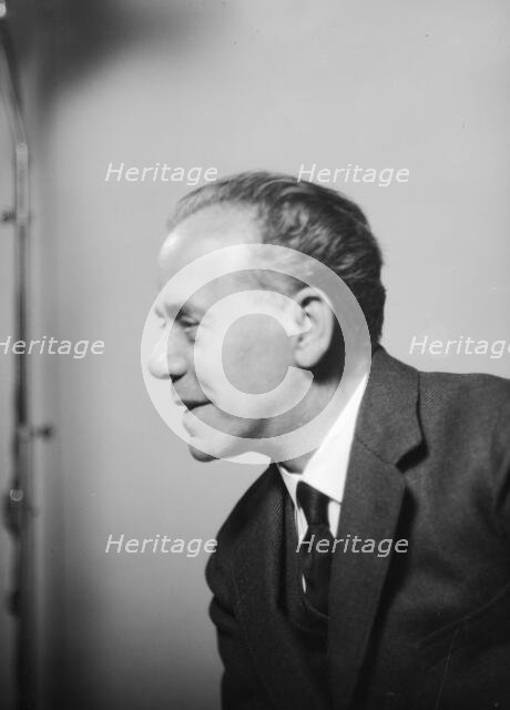 Mr. Temple Scott, portrait photograph, 1926 Oct. 2. Creator: Arnold Genthe.