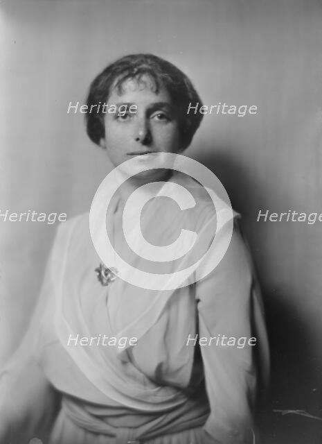 Mrs. A.E. Cohn, portrait photograph, 1918 May 13. Creator: Arnold Genthe.