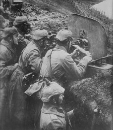 Working German gun against Russians, between 1914 and c1915. Creator: Bain News Service.