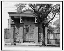 Old Charleston gate, Charleston, S.C., c1907. Creator: Unknown.