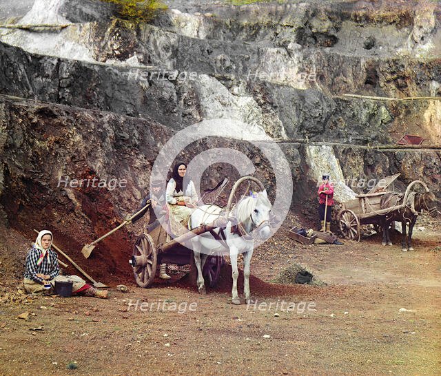 Work at the Bakalskii mine, 1910. Creator: Sergey Mikhaylovich Prokudin-Gorsky.