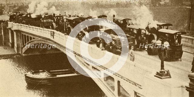 'A Concrete Bridge Across The Thames At Caversham', c1930. Creator: Unknown.