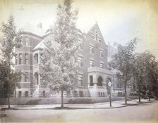 Home of Mrs. Phoebe Apperson Hearst, 1400 New Hampshire Avenue..., c1890-1920(?). Creator: Frances Benjamin Johnston.