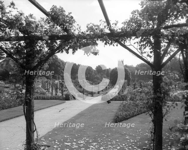 Kingsnorth Gardens, Folkestone, Kent, c1955.  Creator: Arthur Charles Kirby Ware.