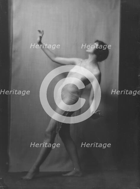 Florence Noyes dancers, between 1915 and 1918. Creator: Arnold Genthe.