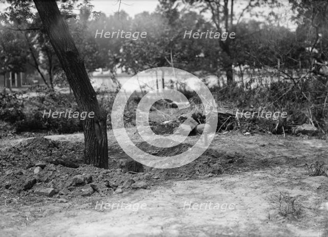 Girl Scouts - Activities And Play, 1917. Creator: Harris & Ewing.