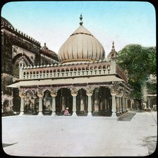 Tomb of Nizamuddin Auliya, Delhi, India, late 19th or early 20th century. Artist: Unknown