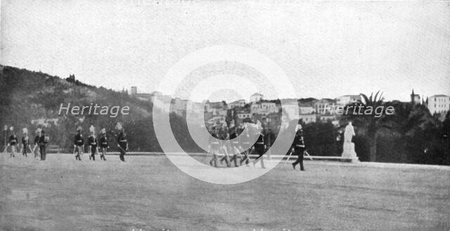 'Les Evenements de Grece; Le salut des officiers de l'armee royale aux drapeaux allies..., 1917. Creator: Unknown.