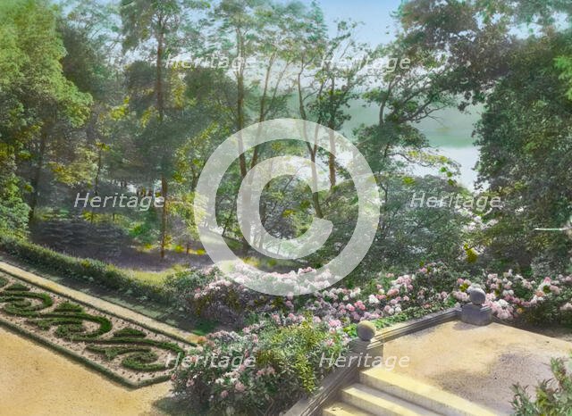 "Claraben Court," Benjamin Stern house, Roslyn Harbor, New York, c1914. Creator: Frances Benjamin Johnston.