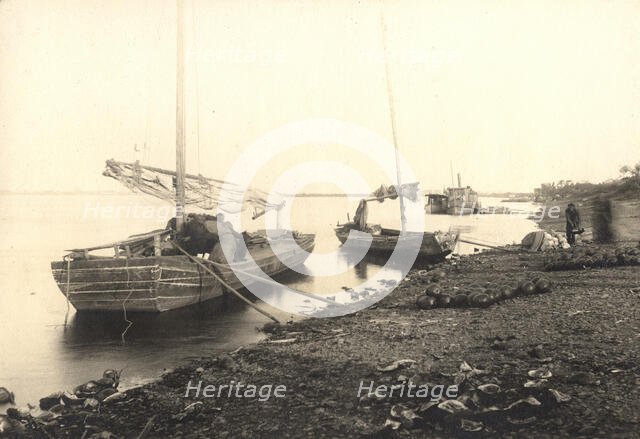 Chinese junks off the coast near the city of Sakhalyan opposite Blagoveshchensk., 1909. Creator: Vladimir Ivanovich Fedorov.