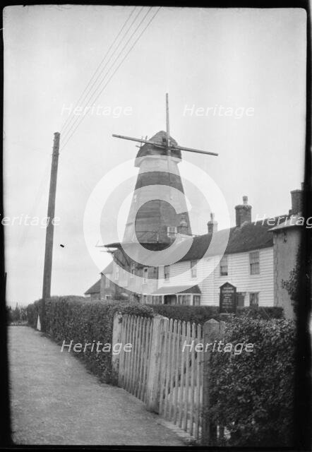 Staplecross Smock Mill, Bodiam Road, Staplecross, Ewhurst, Rother, East Sussex, 1932. Creator: Francis Matthew Shea.
