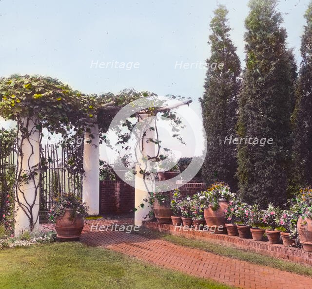George Warrington Curtis house, Southampton, New York, 1914 or 1915. Creator: Frances Benjamin Johnston.