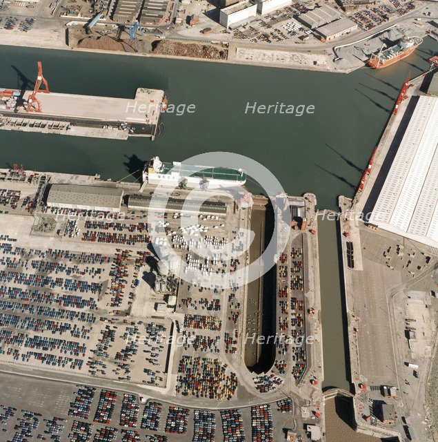 Avonmouth Docks, Bristol, 2001. Artist: EH/RCHME staff photographer