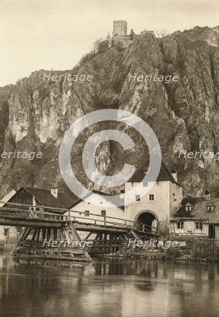 'Neu-Essing with Randeck ruin in the Altmuhl Valley', 1931. Artist: Kurt Hielscher.