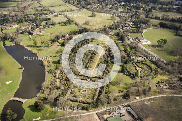 Stoke Poges Gardens of Remembrance, Buckinghamshire, 2018. Creator: Historic England Staff Photographer.