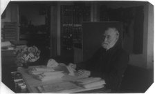Dr John Scott; Mrs Harrison's father, aged 89, at work in the Pension Office, for APA., Nov 16, 1888 Creator: Frances Benjamin Johnston.