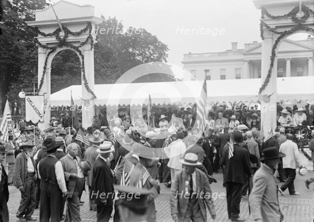 Confederate Reunion - President And Mrs. Wilson; Marshall, Etc. Reviewing Parade From Stand..., 1917 Creator: Harris & Ewing.