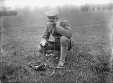 Army, U.S. Field Buzzer, 1915. Creator: Harris & Ewing.