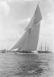 The Big Class, 186 ton sailing yacht 'Lulworth' making good speed, 1924. Creator: Kirk & Sons of Cowes.
