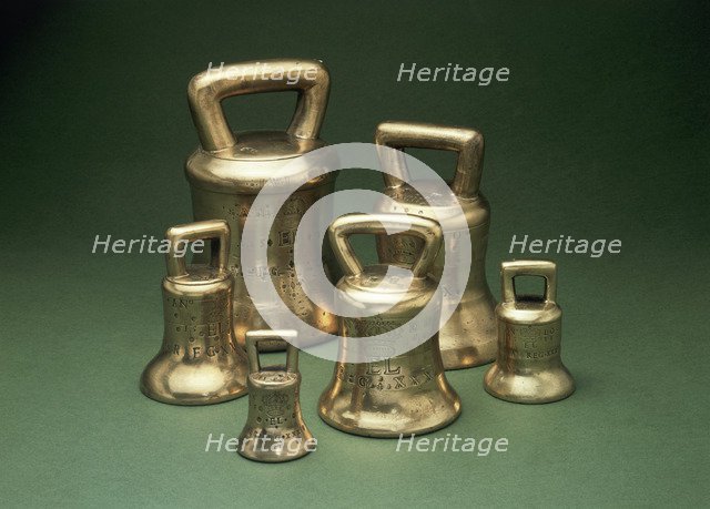 Set of Bronze weights stamped with a crowned 'EL' (Elizabeth I), 1588. Artist: Unknown