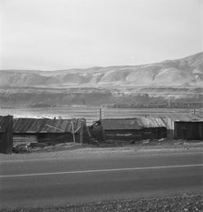 Yakima Indian valley on the Columbia River..., Celilo, Wasco County, Oregon, 1939. Creator: Dorothea Lange.