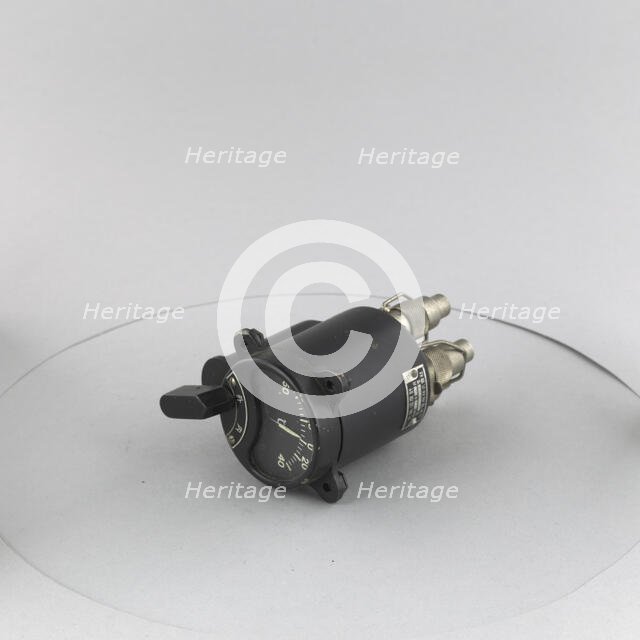 Indicator, Temperature, Free Air, Japanese Army, Dual range. Creator: Fuji Koku Keiki.