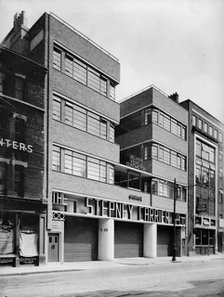 Stepney Carrier Company Ltd, Islington, London, c1935. Artist: Herbert Felton