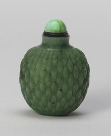 Spade-Shaped Snuff Bottle with Basketweave Patterns, Qing dynasty (1644-1911), 1770-1850. Creator: Unknown.