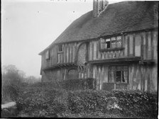 Vineys Cottages, Upper Street, Leeds, Maidstone, Kent, 1904. Creator: Katherine Jean Macfee.