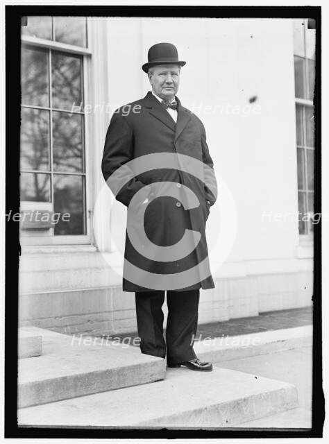 Men at White House, Washington, D.C., between 1913 and 1917. Creator: Harris & Ewing.