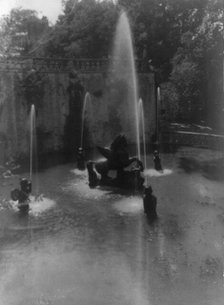 Fountain, Villa Laute, Viterbo, Italy, between 1910 and 1925. Creator: Frances Benjamin Johnston.