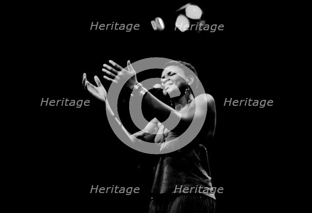 Lizz Wright, Brighton Pavilion, East Sussex, November 2005. Artist: Brian O'Connor.