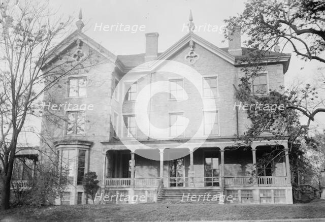 Lorillard house, Bronx Park, between c1910 and c1915. Creator: Bain News Service.