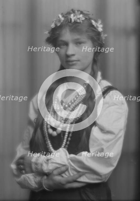 Members of the International Institute for Immigrant Girls, Y.W.C.A., in national costumes..., 1915. Creator: Arnold Genthe.