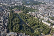A view across St James' Park towards Buckingham Palace and Green Park, Westminster, London, 2021 . Creator: Damian Grady.