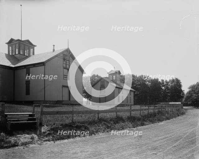 Lake Niahtawanta [sic], near Oswego, N.Y., between 1900 and 1905. Creator: Unknown.
