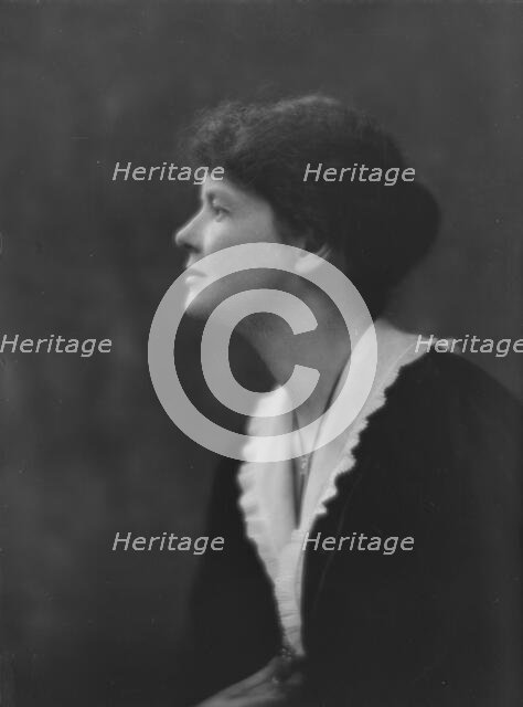 Mrs. H.W. Sage, portrait photograph, 1918 Jan. 12. Creator: Arnold Genthe.