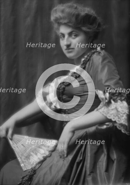 Unidentified woman, possibly Baroness Huard or Mrs. Francis Wilson, portrait photograph, ca. 1912. Creator: Arnold Genthe.