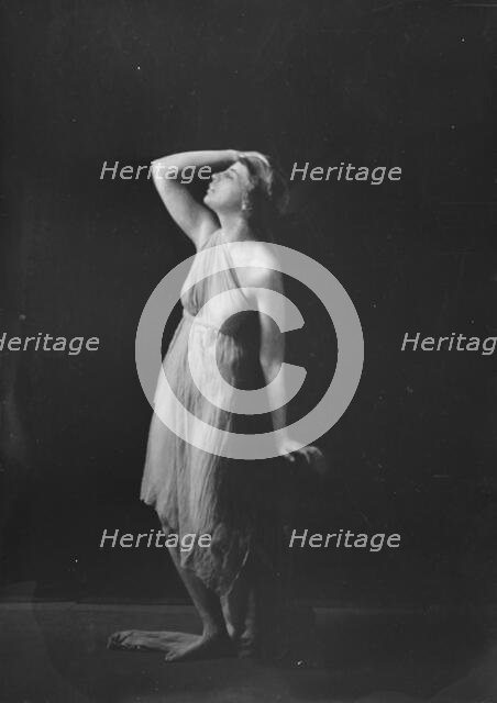 Miss Aurah Melnor, portrait photograph, 1919 Jan. 11. Creator: Arnold Genthe.