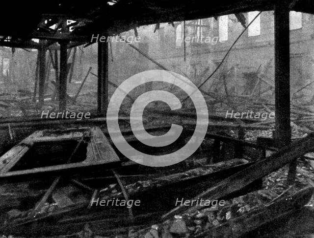 Spurgeon's Tabernacle, destroyed by fire, 1898. Creator: Russell & Sons.