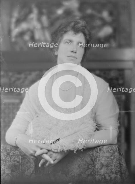 Mrs. E.C. Brown, portrait photograph, 1918 July 2. Creator: Arnold Genthe.