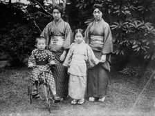 Mrs. Ishii & children, between c1915 and c1920. Creator: Bain News Service.