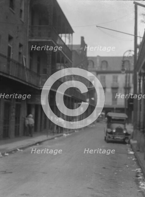 Street scene, New Orleans, between 1920 and 1926. Creator: Arnold Genthe.