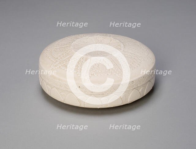 Covered Circular Box with Floral Medallion, Serrated Leaves, and Lotus Petals, Liao dynasty, 10th ce Creator: Unknown.